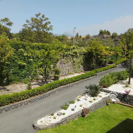 Couette-café Boutique Di Charme Etna-relax-natura *